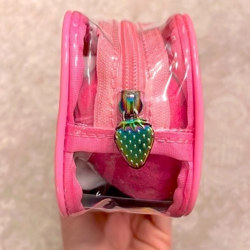 Brand New Ulta Beauty Strawberry Pound Cake Bath Set Loofa Bath Bomb Zipper Bag
